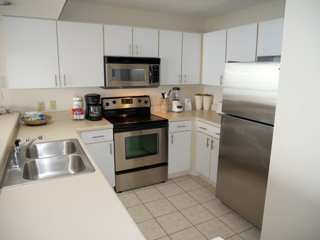 Pelican Beach 1508 Vacation Rental in Destin - RedAwning