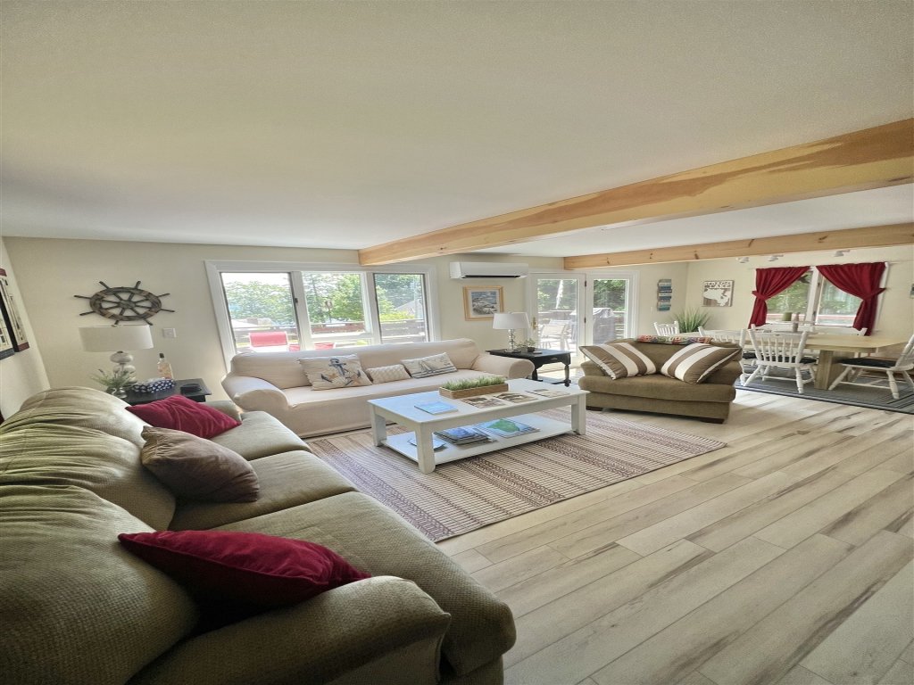 DAYBREAK  LIMIT 8 Vacation Rental in Maine - RedAwning