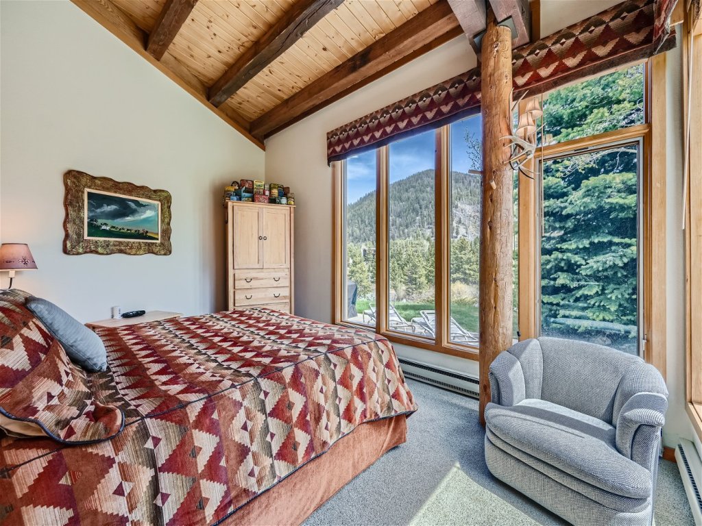 2024 Homestead Vacation Rental in Keystone - RedAwning