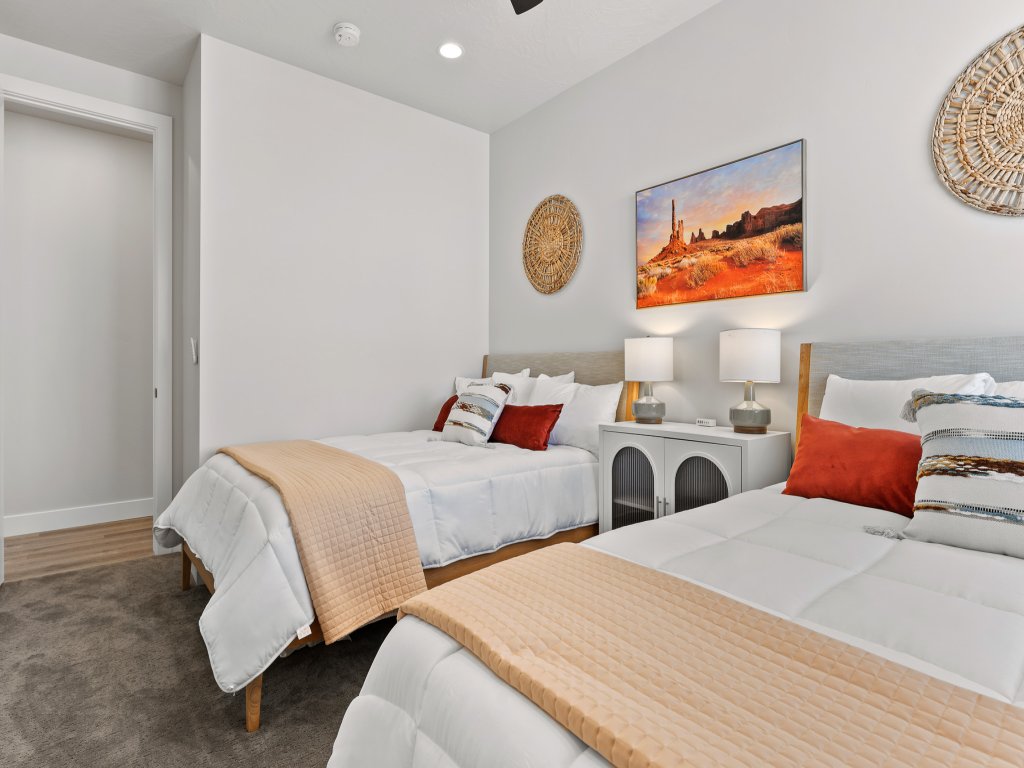 Red Desert Oasis Vacation Rental in St. George - RedAwning