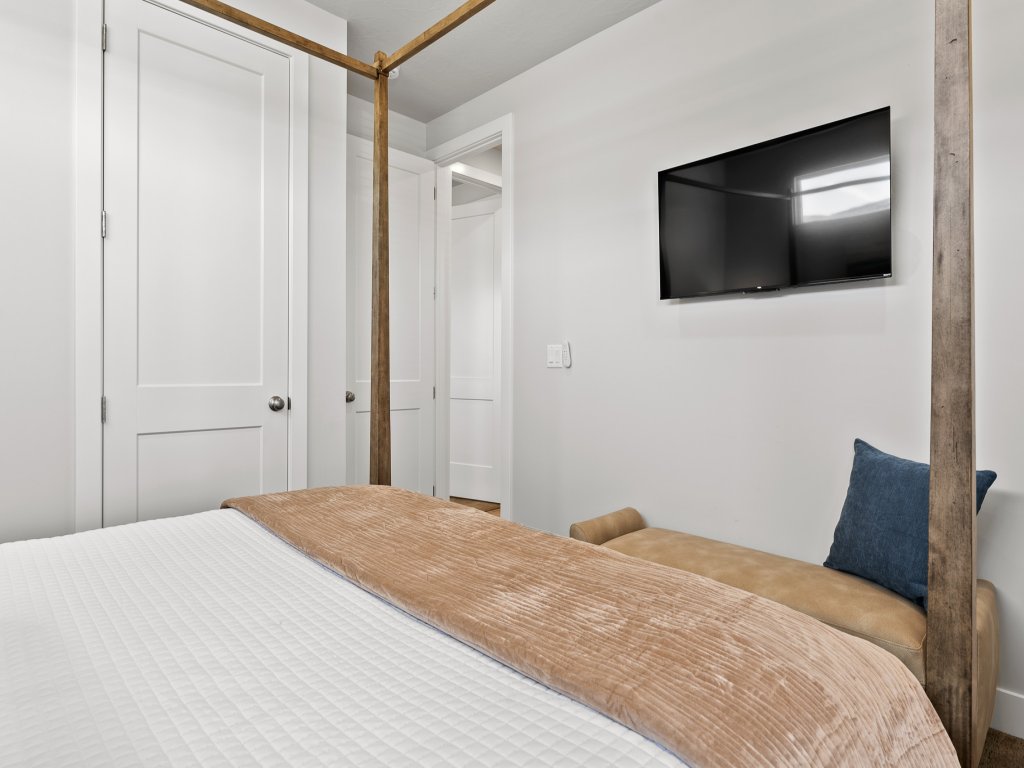 Red Desert Oasis Vacation Rental in St. George - RedAwning