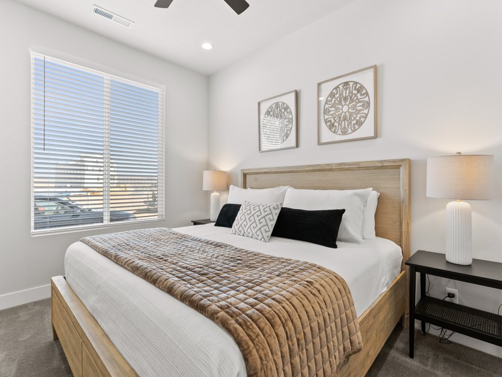 Red Desert Oasis Vacation Rental in St. George - RedAwning