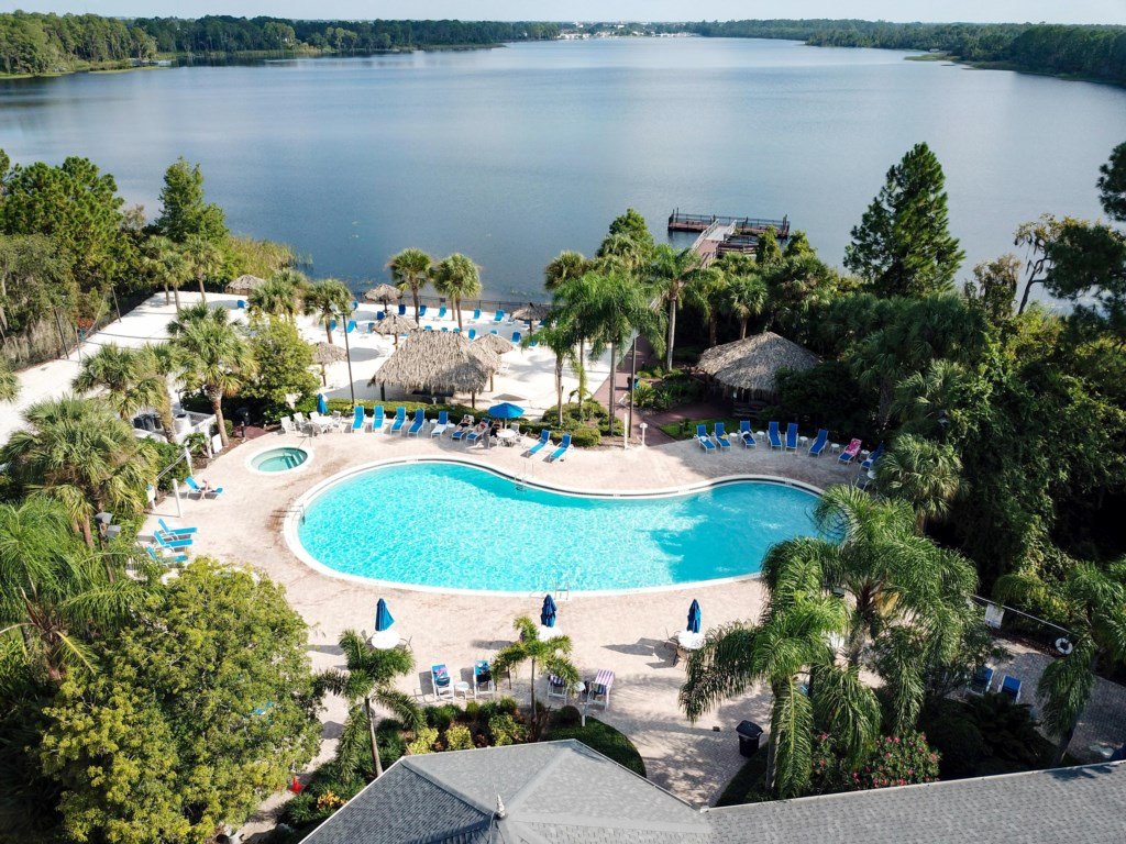 Three Bed 2 Bath Condo Bahama Bay Resort Vacation Rental in Davenport - RedAwning