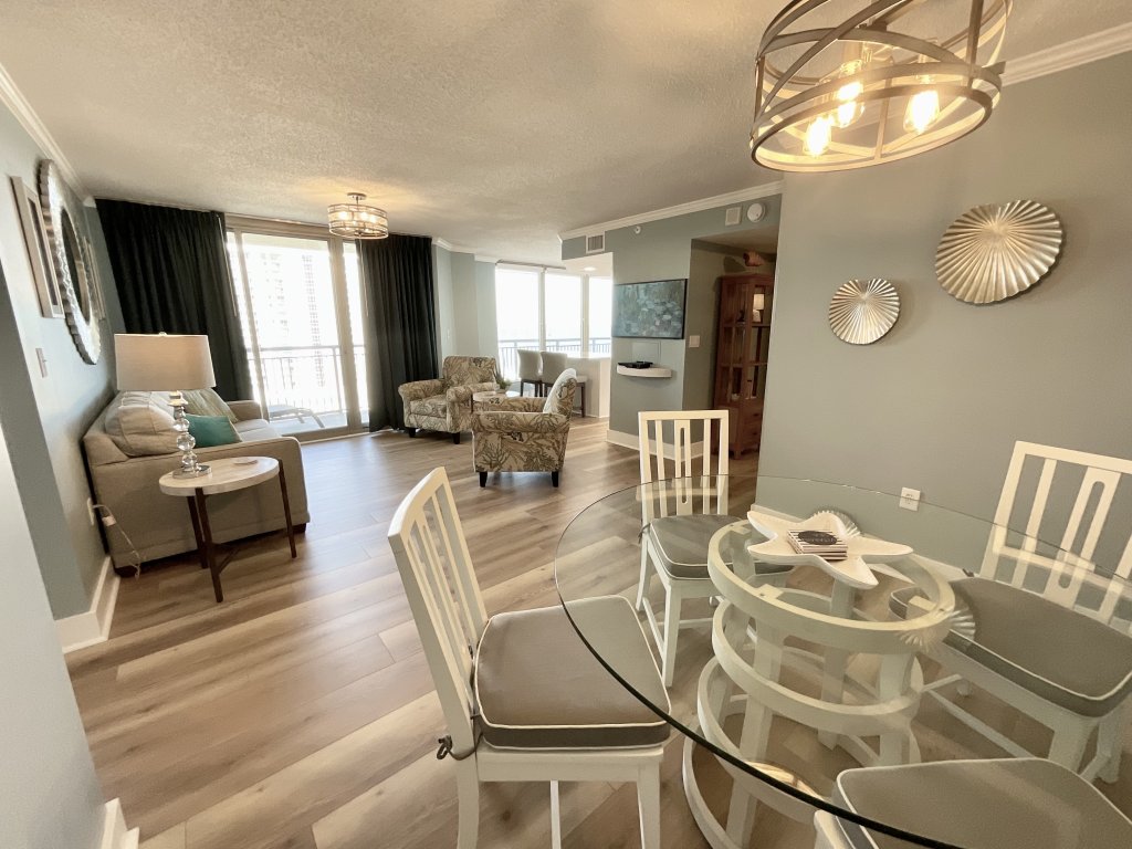 1003 Brighton - Remodeled, Full Amenities Vacation Rental in Myrtle Beach - RedAwning