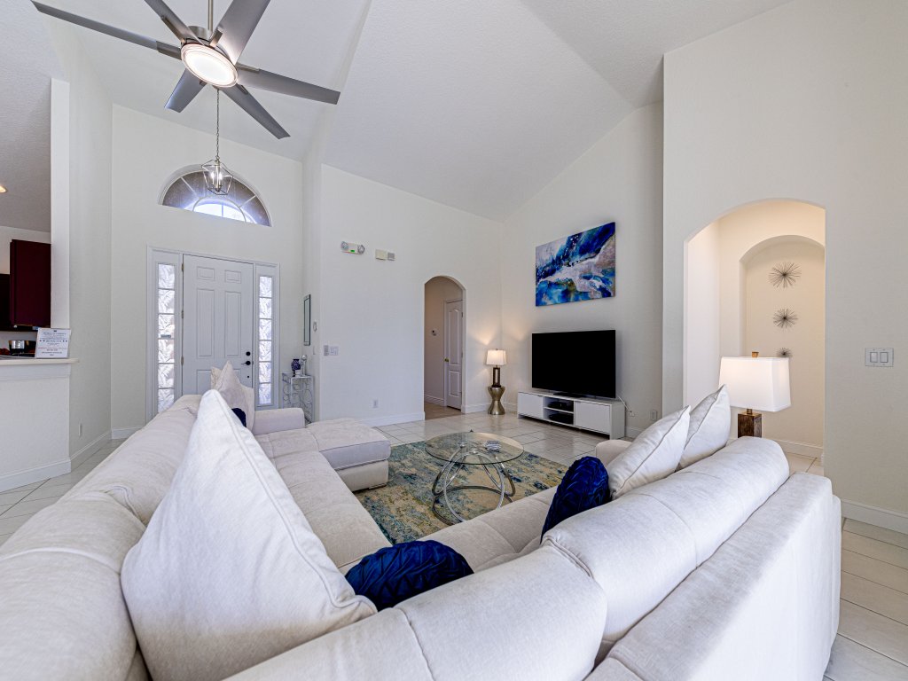 416BC-West Haven Vacation Rental in Davenport - RedAwning