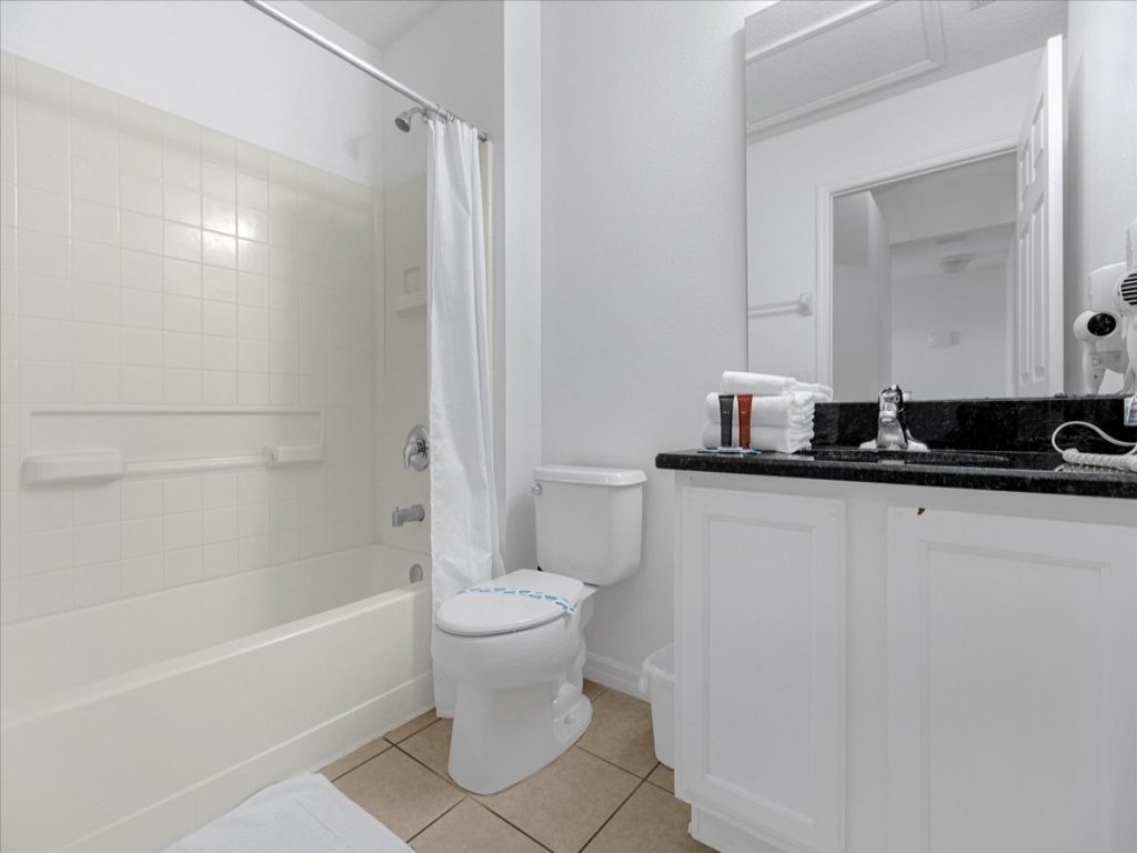3 Bed/2.5 Bath Perfect Family home Bunk Beds Vacation Rental in Kissimmee - RedAwning