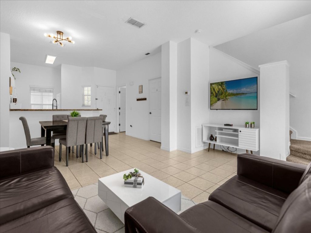 3 Bed/2.5 Bath Perfect Family home Bunk Beds Vacation Rental in Kissimmee - RedAwning