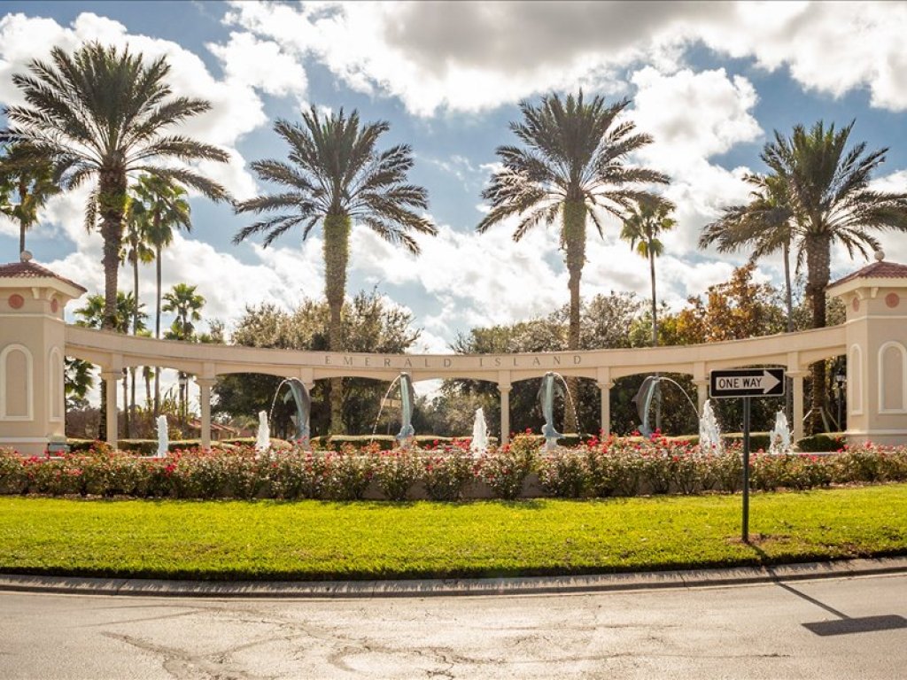 Treasure Hunt Retreat Vacation Rental in Kissimmee - RedAwning