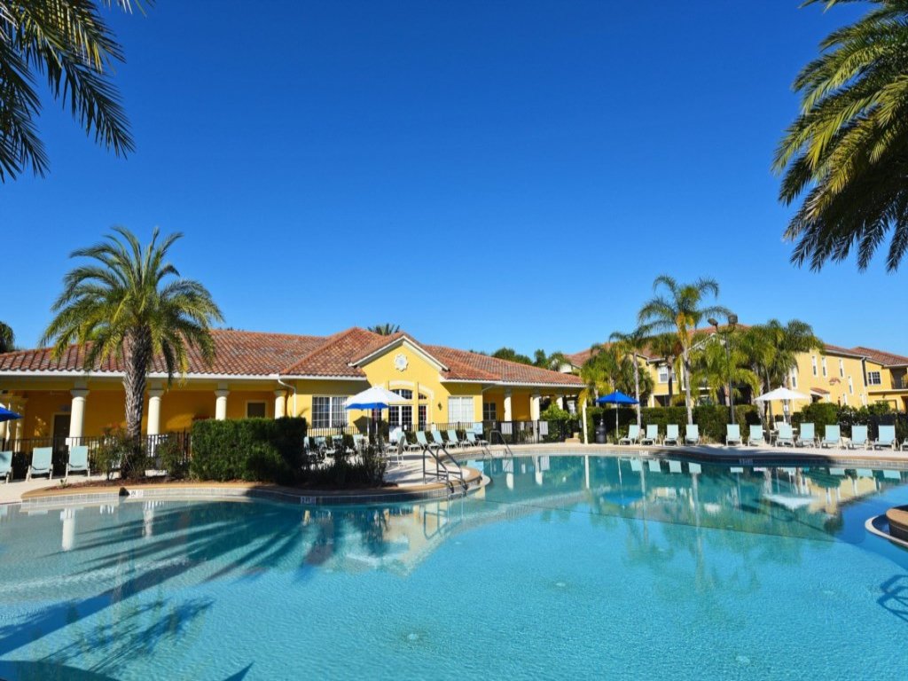 Oakwater Retreat Vacation Rental in Kissimmee - RedAwning