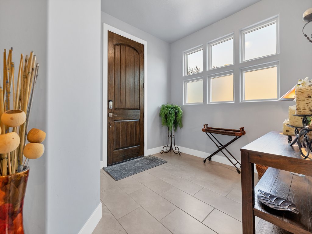 1 Top View Vacation Rental in St. George - RedAwning