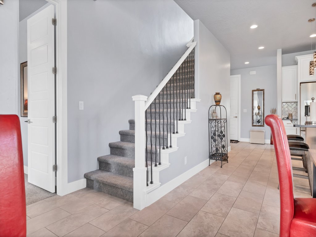 1 Top View Vacation Rental in St. George - RedAwning