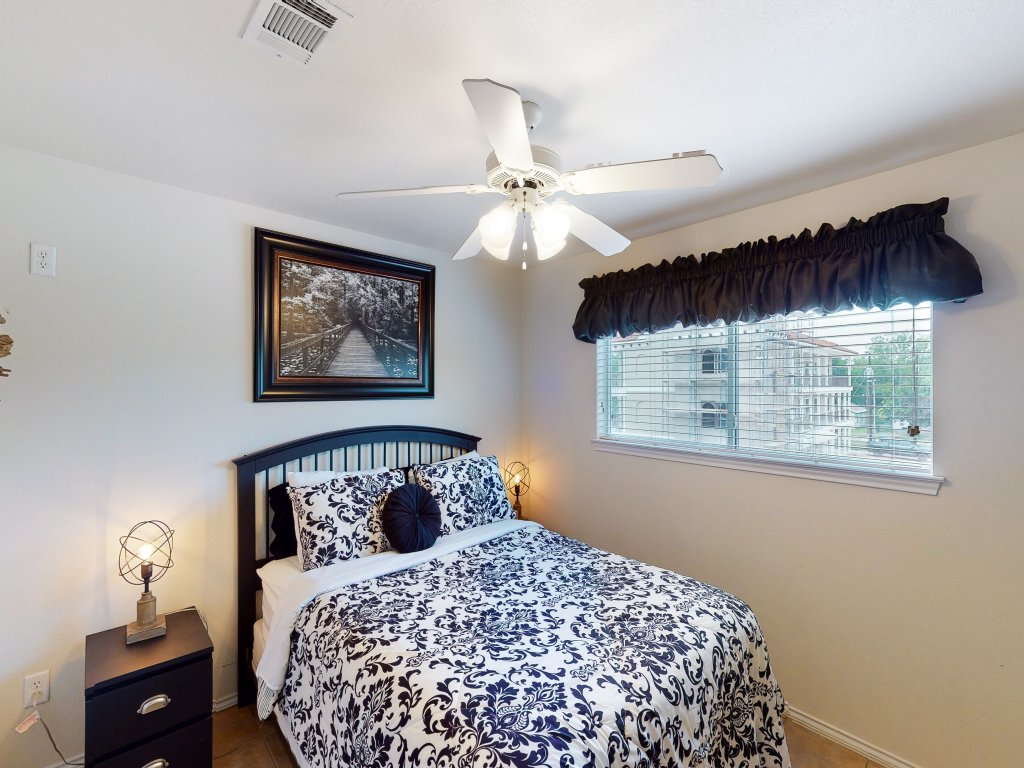 WW i303 Guadalupe Paradise! Vacation Rental in New Braunfels - RedAwning