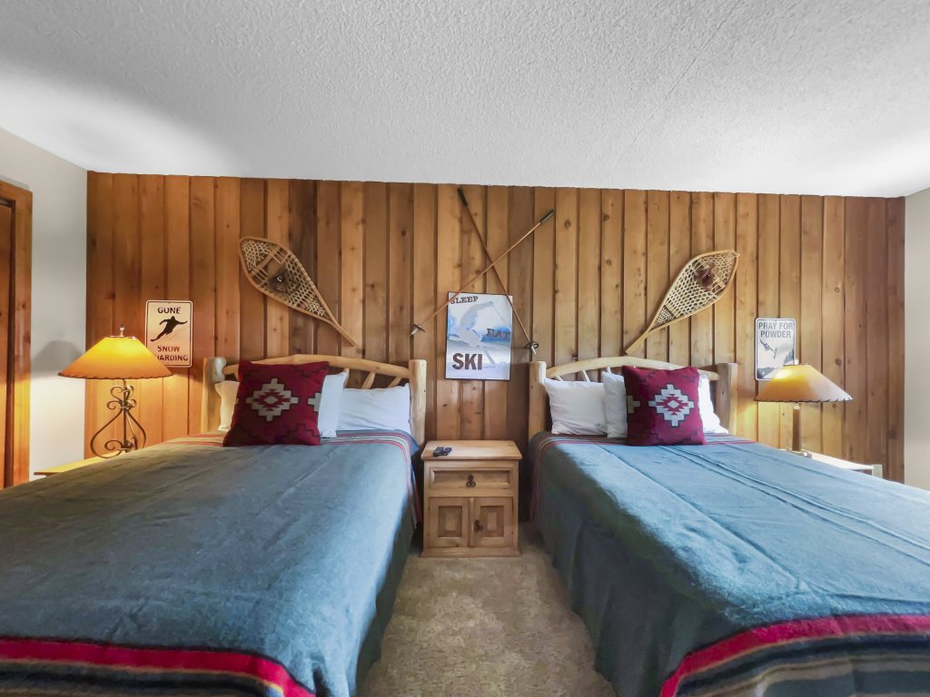 BE310 Bridge End Pet Friendly Vacation Rental in Copper Mountain - RedAwning