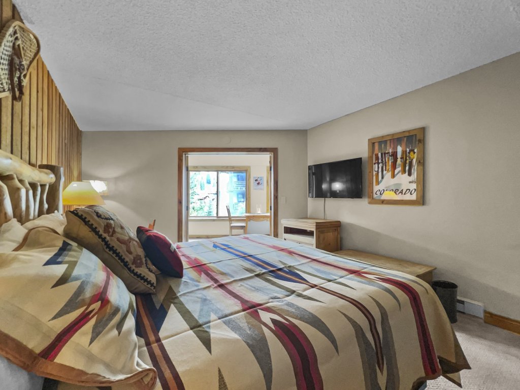 BE310 Bridge End Pet Friendly Vacation Rental in Copper Mountain - RedAwning