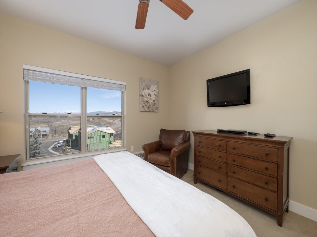Base Camp 306 Vacation Rental in Granby - RedAwning