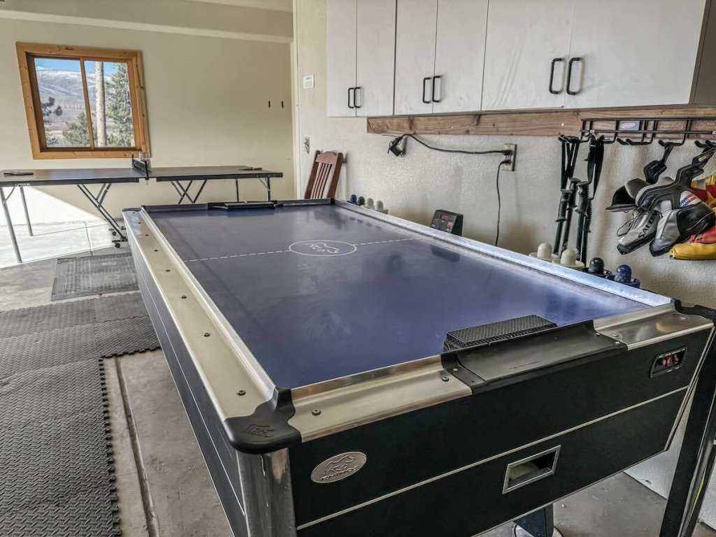 Grand Chalet at Grand Lake Vacation Rental in Grand Lake - RedAwning