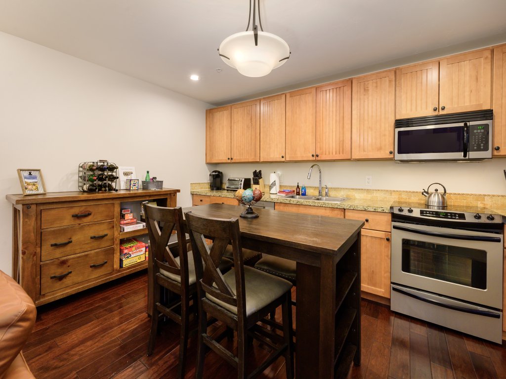 Base Camp 304 Vacation Rental in Granby - RedAwning