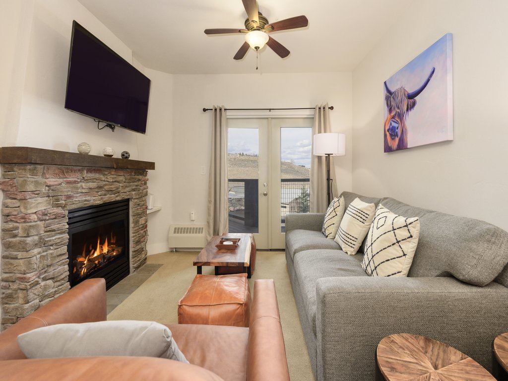 Base Camp 304 Vacation Rental in Granby - RedAwning