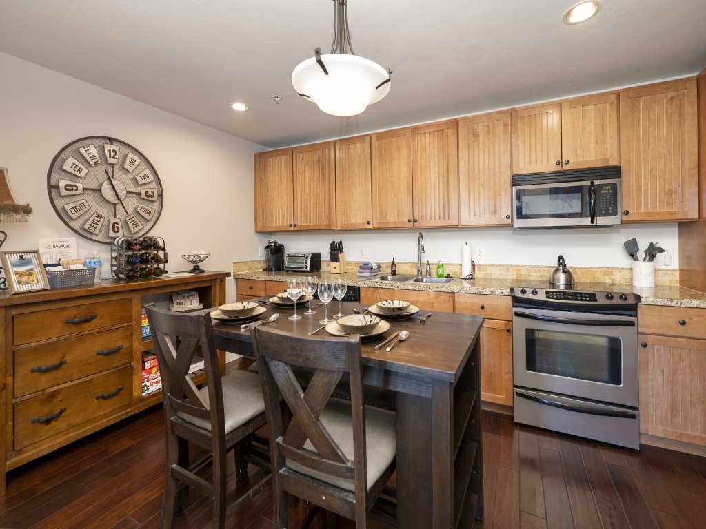 Base Camp 304 Vacation Rental in Granby - RedAwning