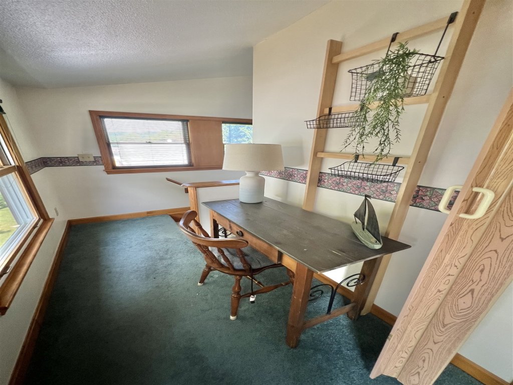 SEBAGO ESCAPE LIMIT 12 Vacation Rental in Maine - RedAwning