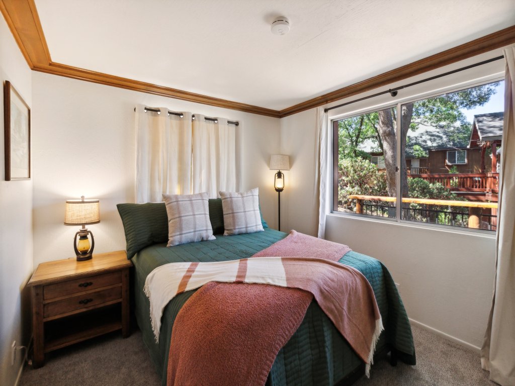 Timeless Traditions Luxury Lake Arrowhead Log Cabin Vacation Rental in Lake Arrowhead - RedAwning