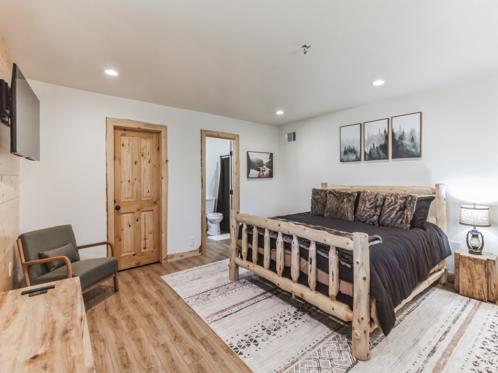 Timeless Traditions Luxury Lake Arrowhead Log Cabin Vacation Rental in Lake Arrowhead - RedAwning