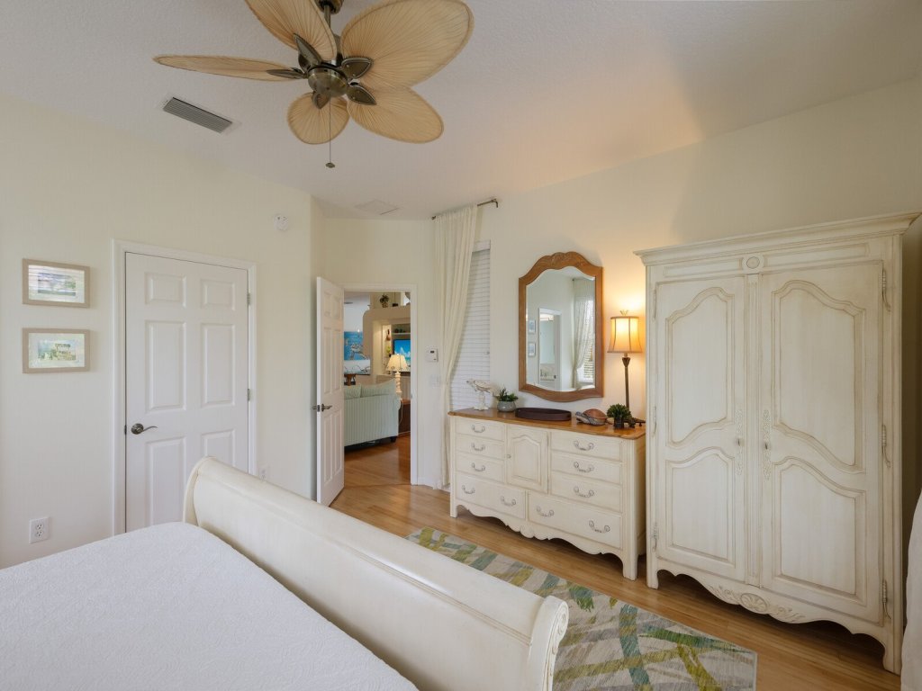 Villa Livella Vacation Rental in Anna Maria - RedAwning