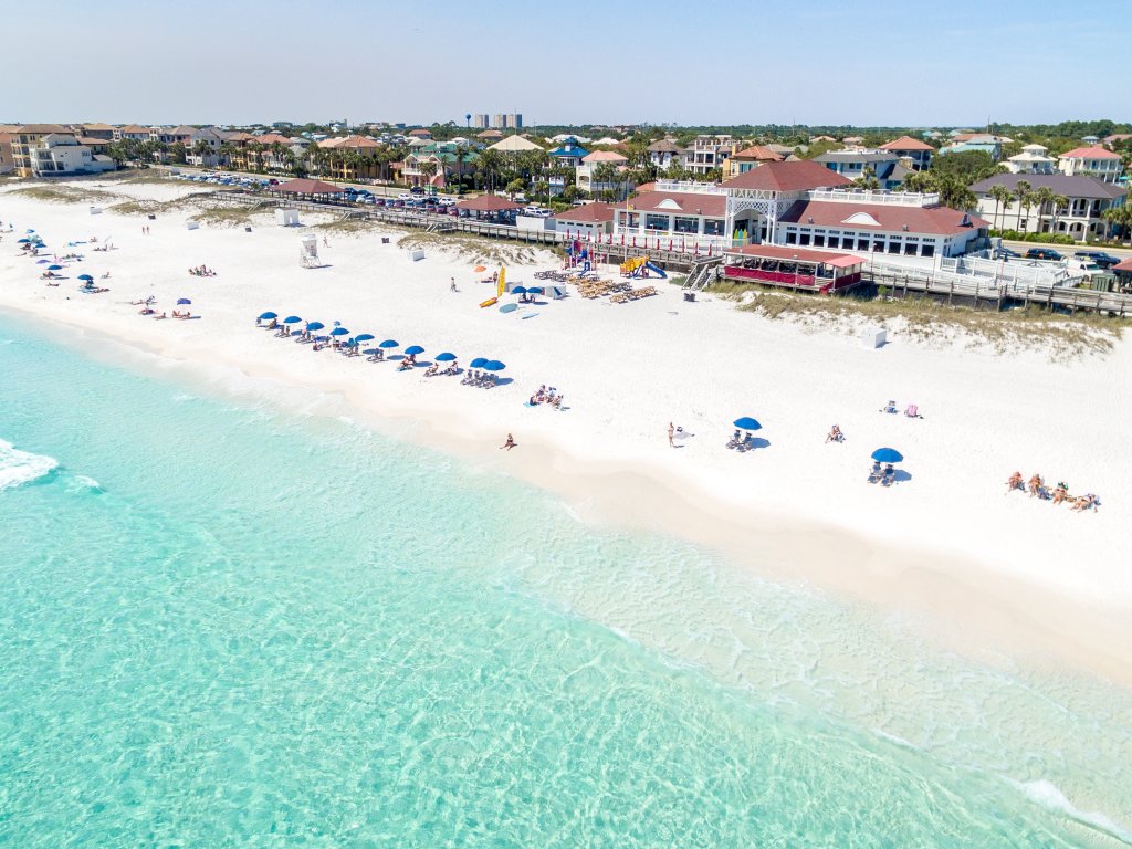 Worth the Wait Vacation Rental in Destin - RedAwning