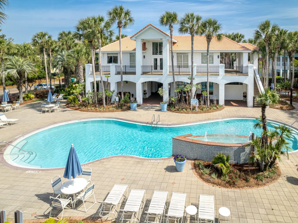 Worth the Wait Vacation Rental in Destin - RedAwning