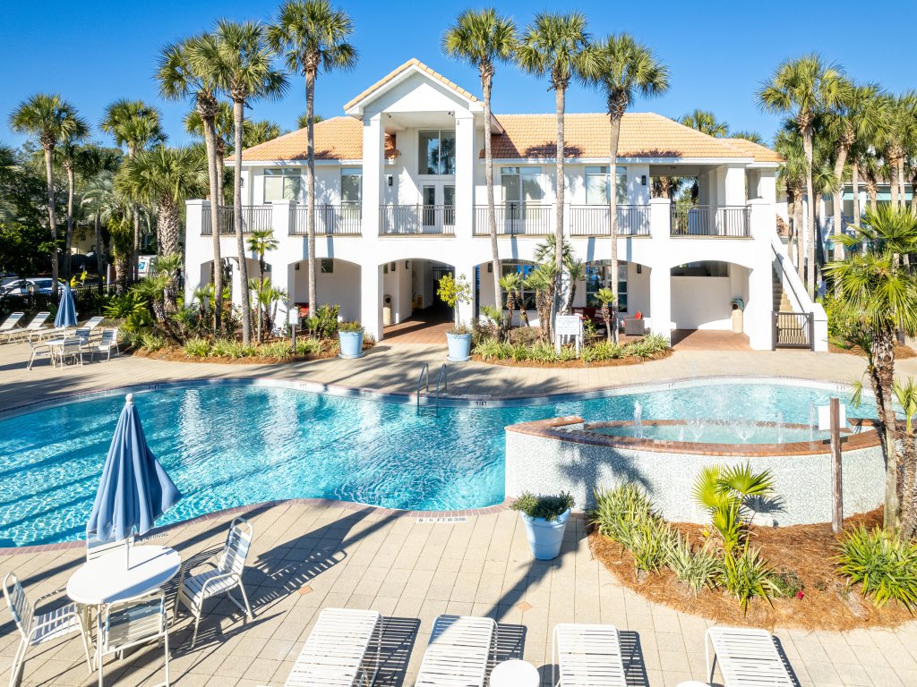 Worth the Wait Vacation Rental in Destin - RedAwning