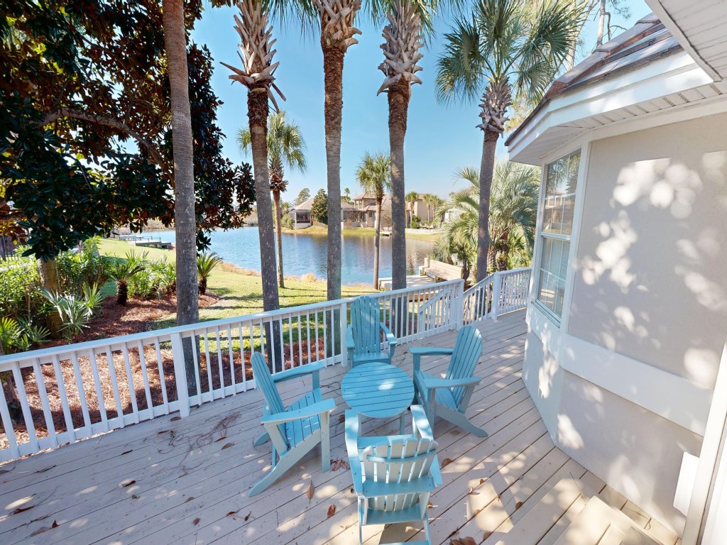 Worth the Wait Vacation Rental in Destin - RedAwning