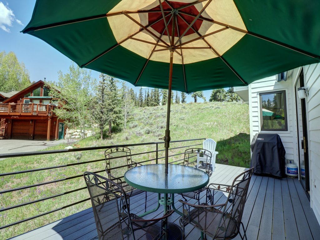 195 Eastridge Vacation Rental in Dillon - RedAwning