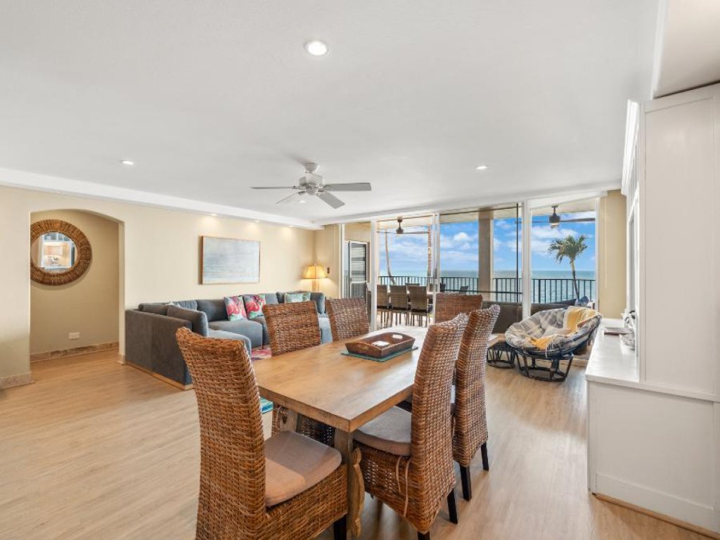 ROYAL MAUIAN, #218^ Vacation Rental in Hawaii - RedAwning