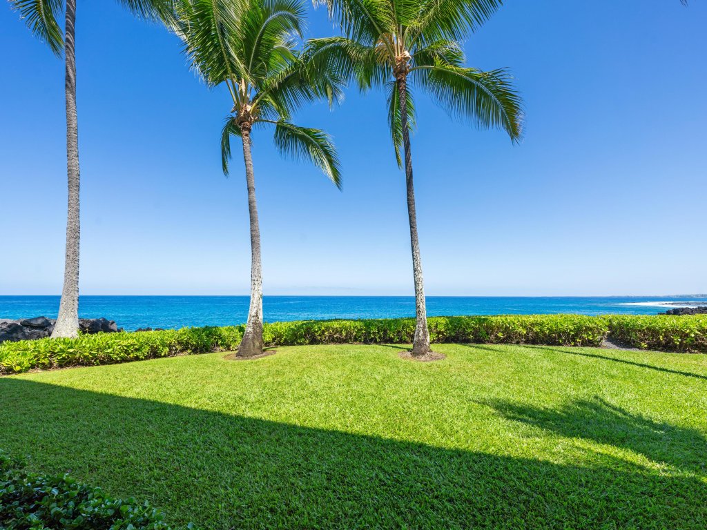 Big Island Keauhou Surf & Racquet 4-103 Vacation Rental in Kailua Kona - RedAwning