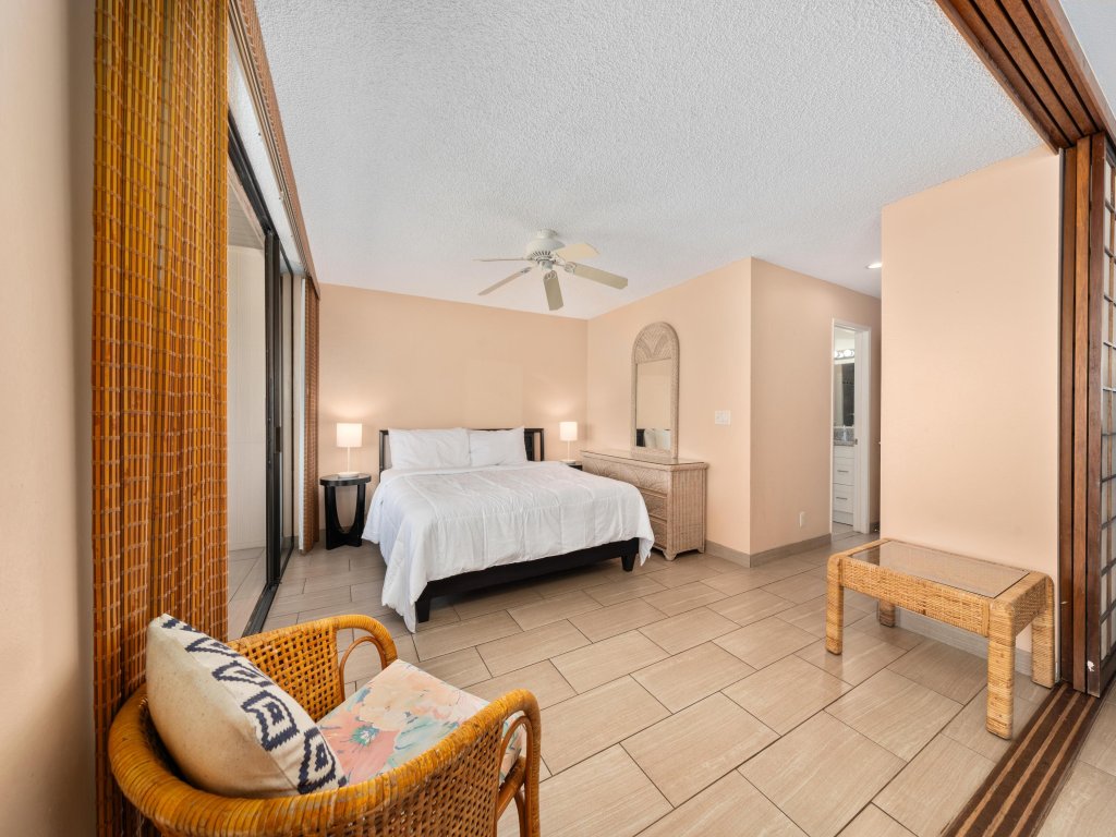 Big Island Keauhou Surf & Racquet 4-103 Vacation Rental in Kailua Kona - RedAwning