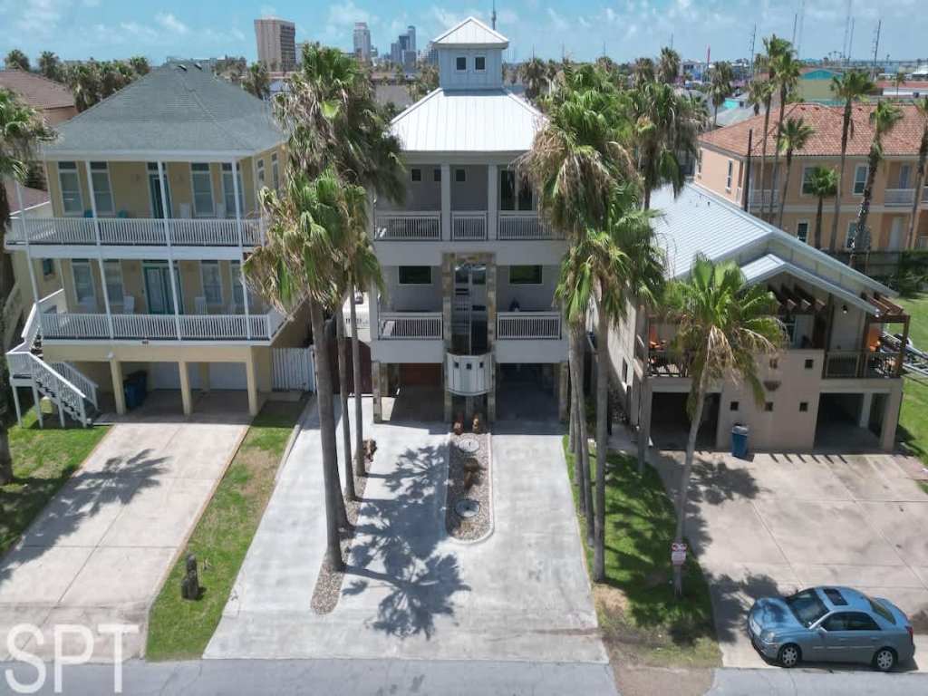 Go VIP * Steps to Beach * Pool Vacation Rental in South Padre Island - RedAwning