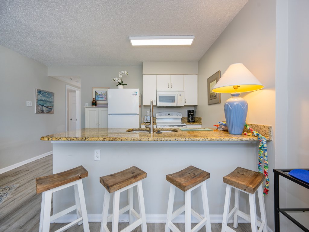 Tradewinds 806 Vacation Rental in Orange Beach - RedAwning