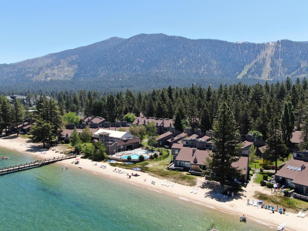 LLC1236 -  Lakeside Landing Vacation Rental in California - RedAwning