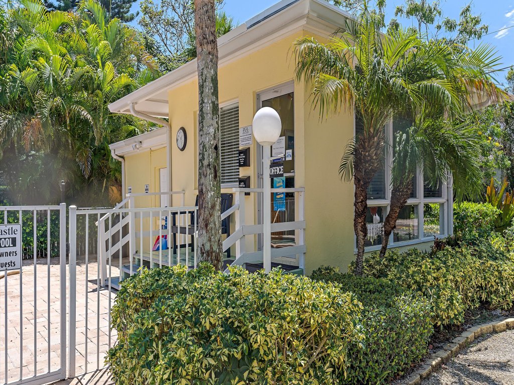 Just Beachy at Beach Castle #16 Vacation Rental in Longboat Key - RedAwning