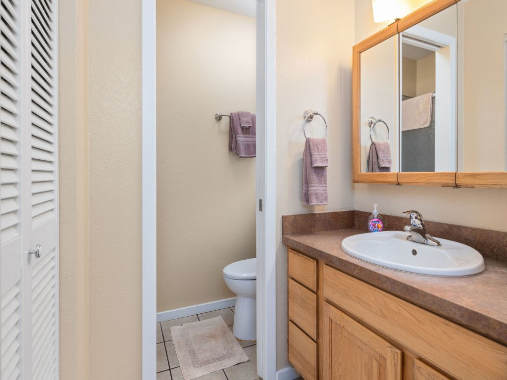 Magic Sands Light Hawaii Oasis Vacation Rental in Kailua Kona - RedAwning