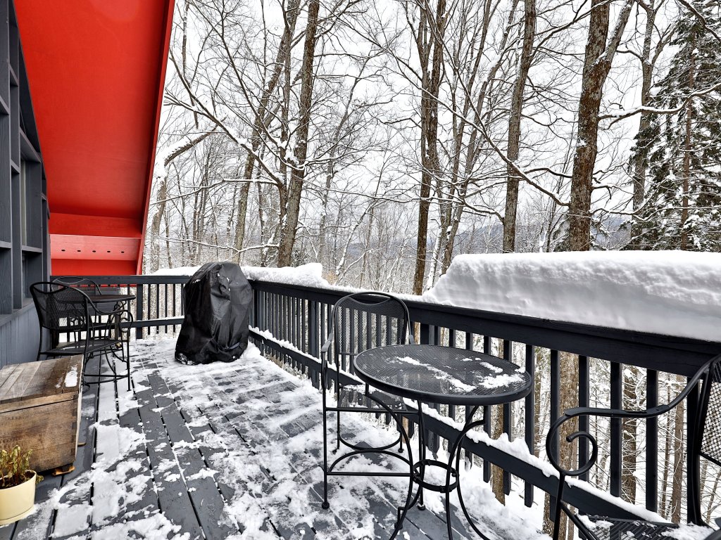 Whitetail Chalet Vacation Rental in Killington - RedAwning