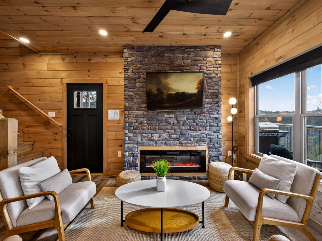 Indigo Haven Vacation Rental in Sevierville - RedAwning