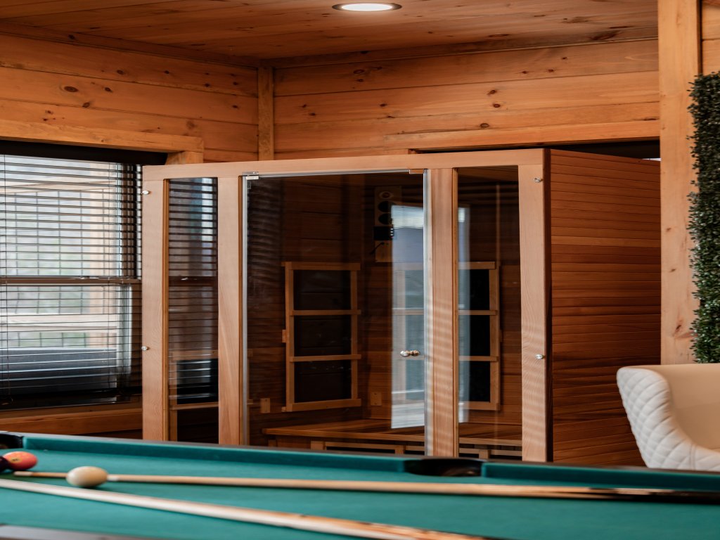 Indigo Haven Vacation Rental in Sevierville - RedAwning