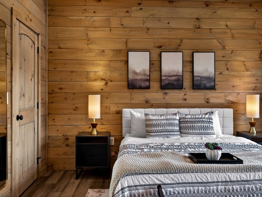 Indigo Haven Vacation Rental in Sevierville - RedAwning