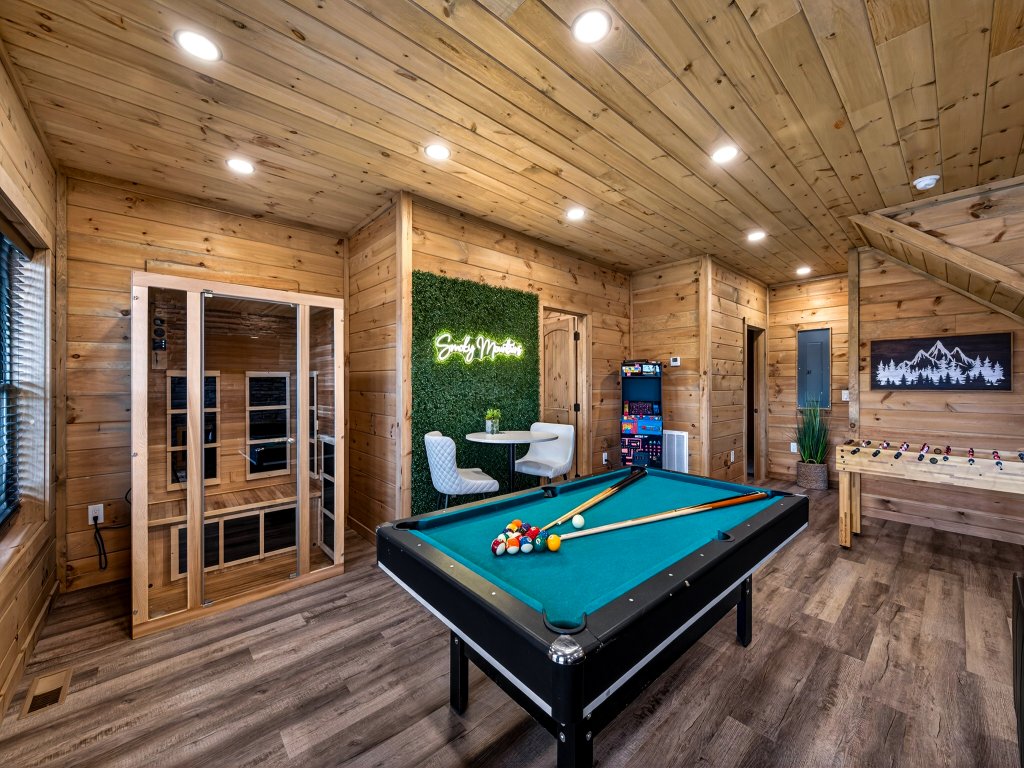 Indigo Haven Vacation Rental in Sevierville - RedAwning