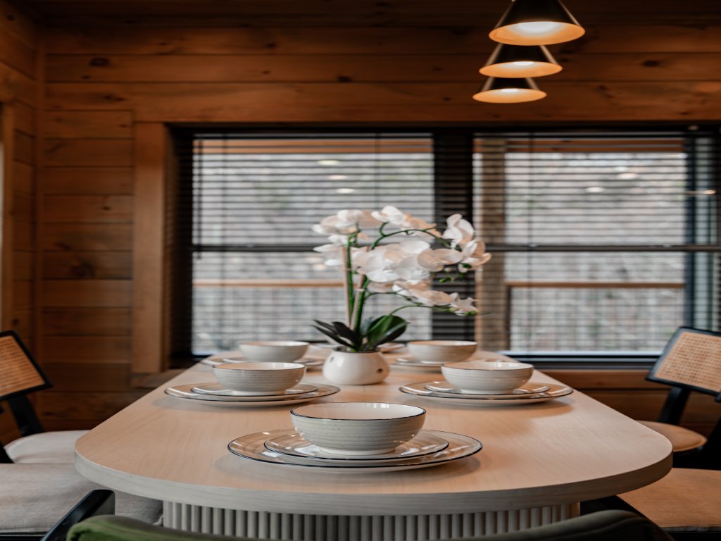 Indigo Haven Vacation Rental in Sevierville - RedAwning