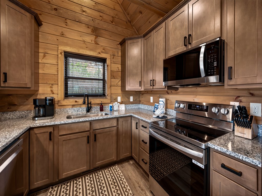 Indigo Haven Vacation Rental in Sevierville - RedAwning