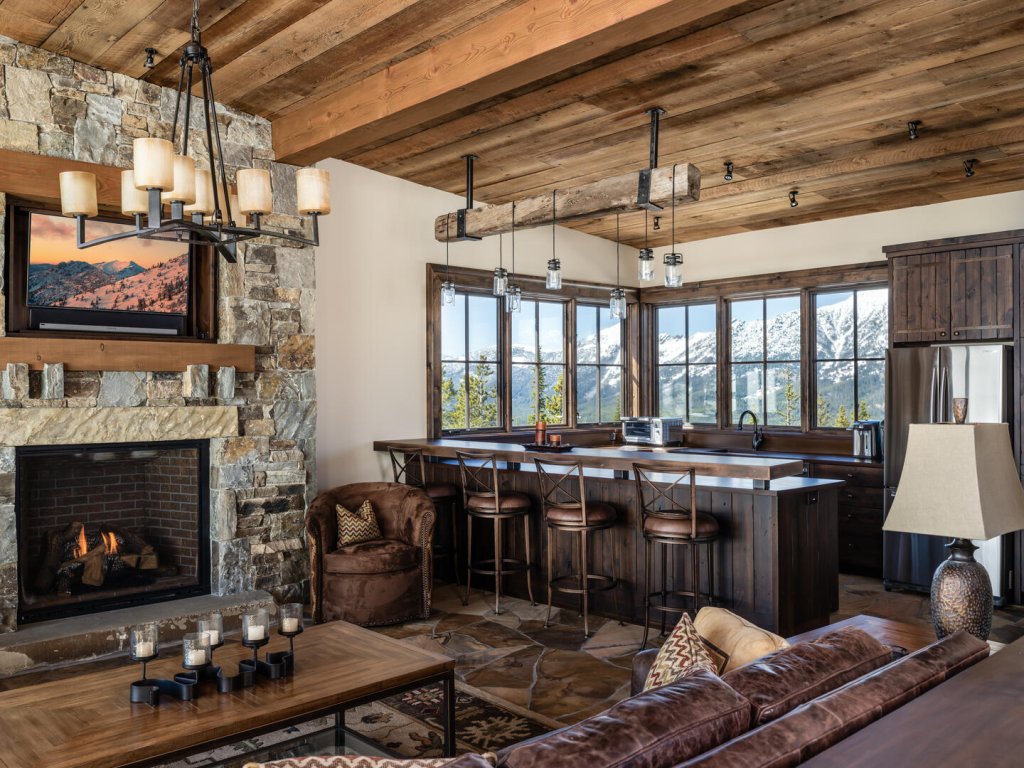 7 Renegade Rd Vacation Rental in Big Sky - RedAwning