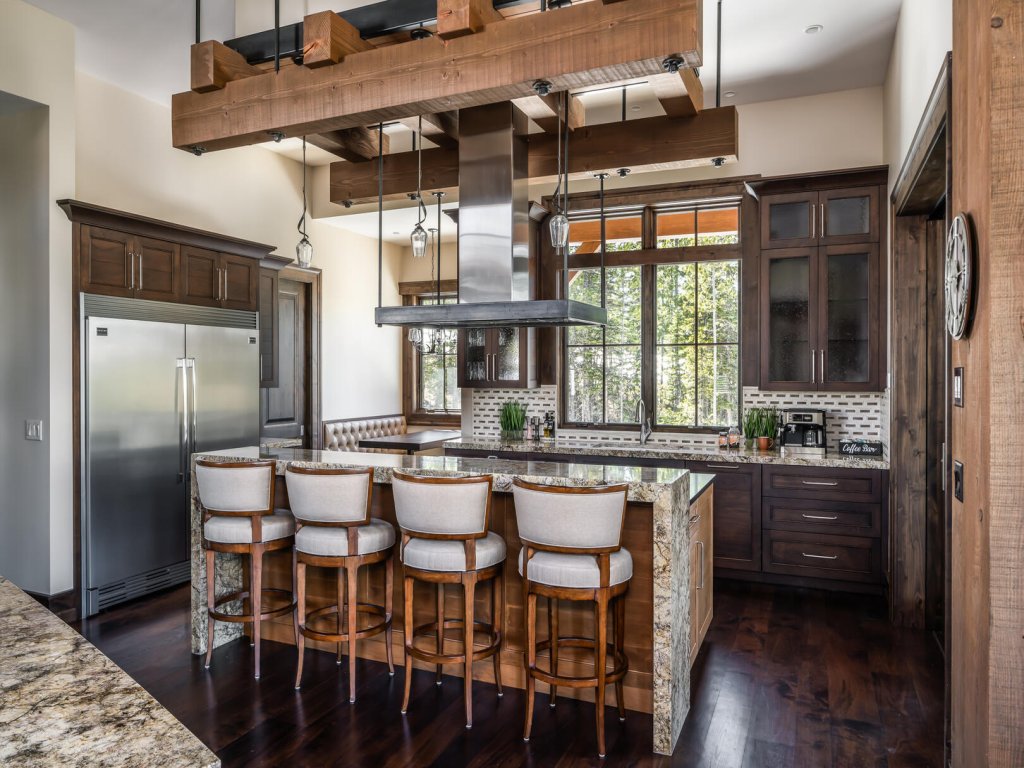 7 Renegade Rd Vacation Rental in Big Sky - RedAwning