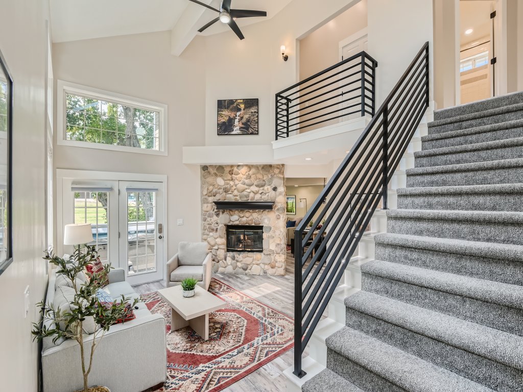 Chalet Central Walk to Main Street and Skiing 1269 Vacation Rental in Park City - RedAwning